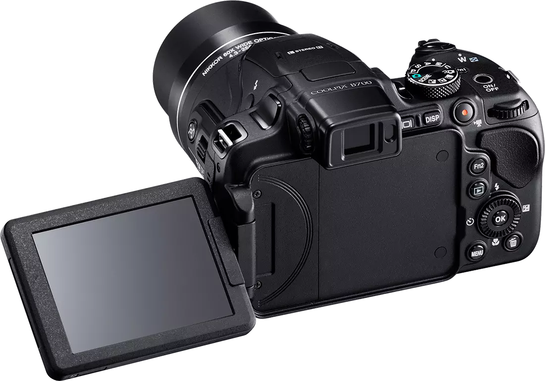 Nikon Coolpix B700