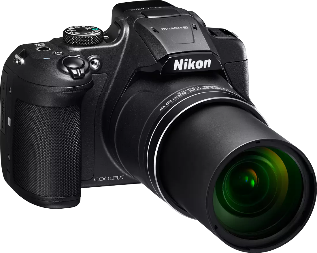 Nikon Coolpix B700